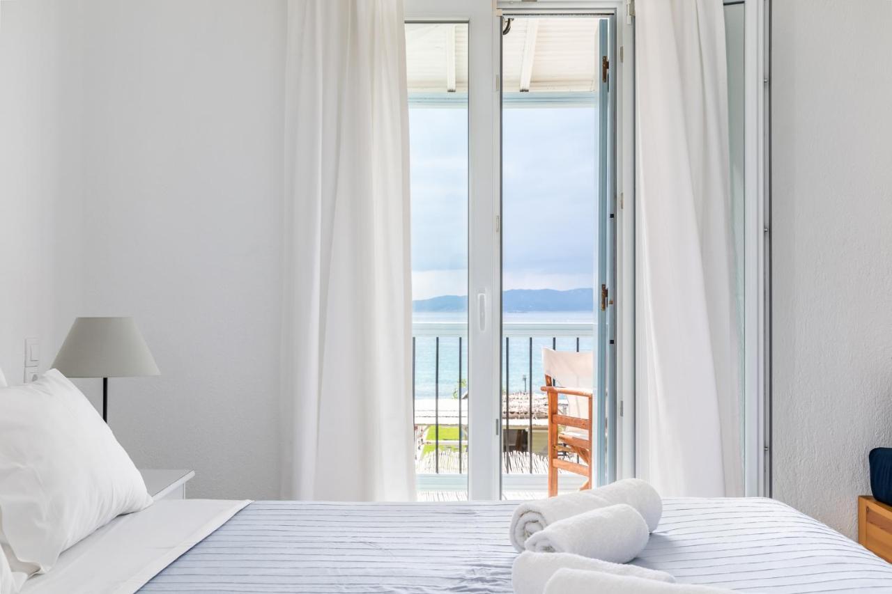 Milia Beach Apartments Paralia Milia Exteriör bild